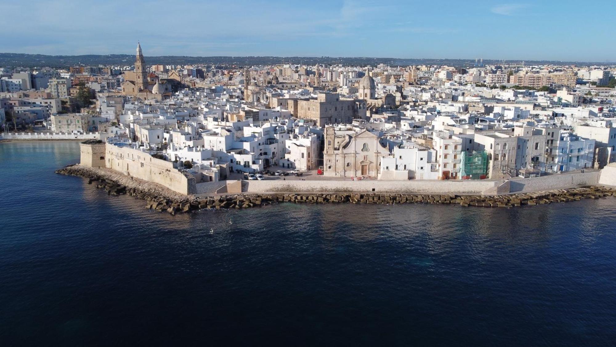Loft 900 - Home & Spa - A Timeless Luxury In Monopoli Exterior photo