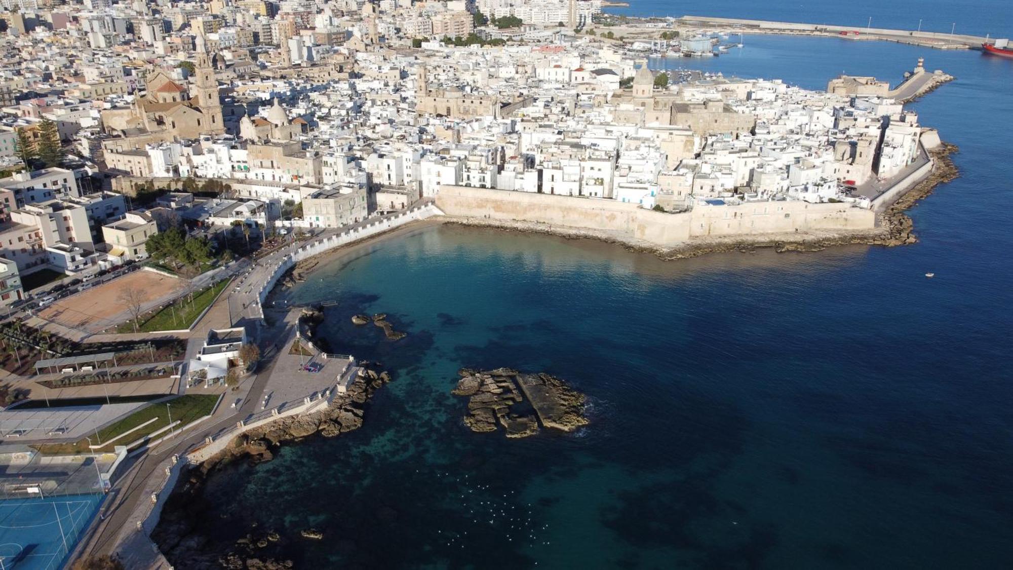 Loft 900 - Home & Spa - A Timeless Luxury In Monopoli Exterior photo