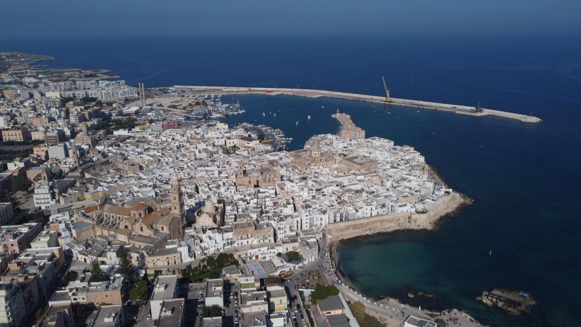 Loft 900 - Home & Spa - A Timeless Luxury In Monopoli Exterior photo